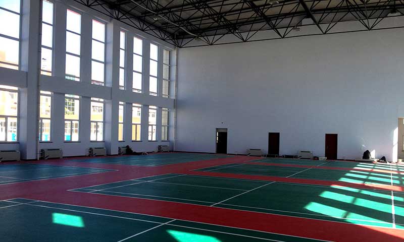 中小羽毛球場地膠企業面臨的困境